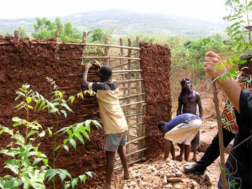 Building a house in Adamrobe